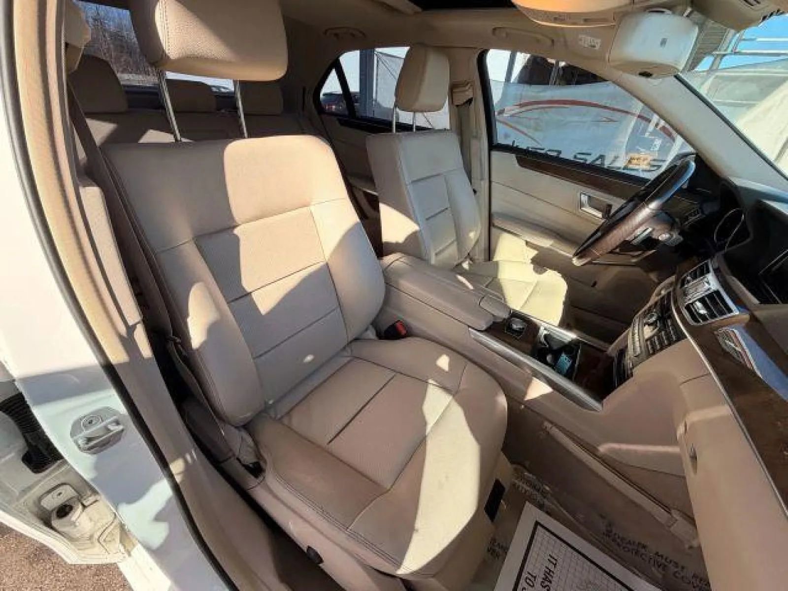 Used 2015 Mercedes-Benz E 350 4MATIC Sedan image 21