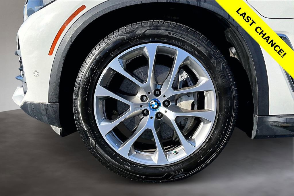 Used 2023 BMW X5 xDrive45e image 9