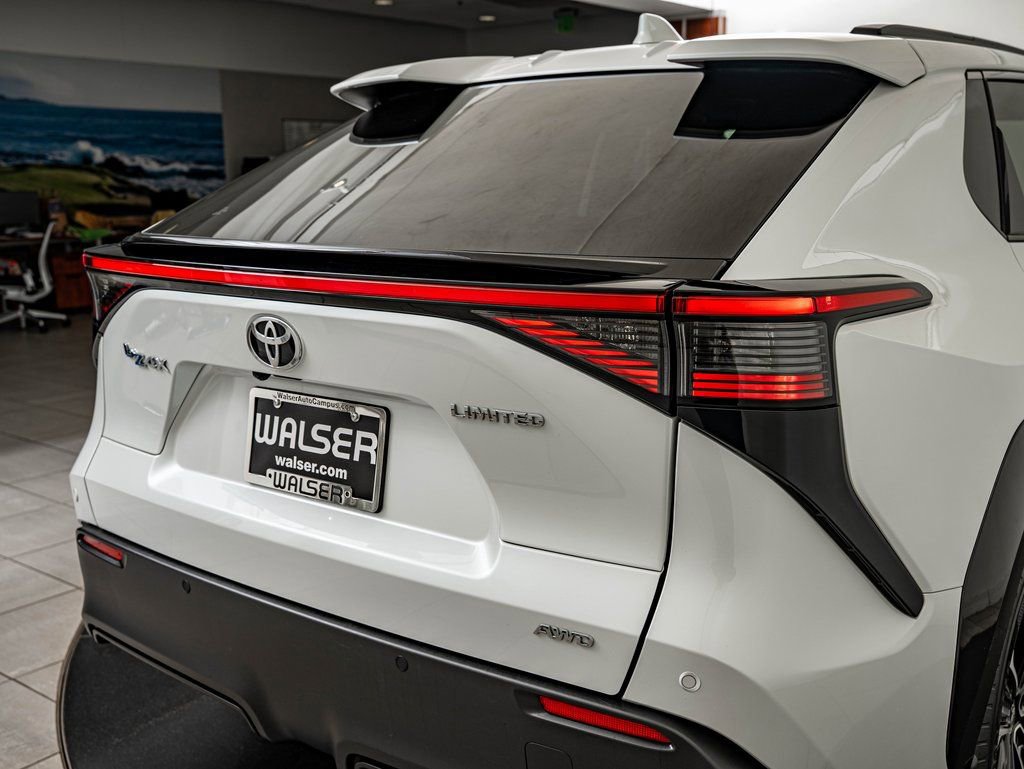 Used 2023 Toyota bZ4X Limited w/ Weather Package AWD/4WD image 9