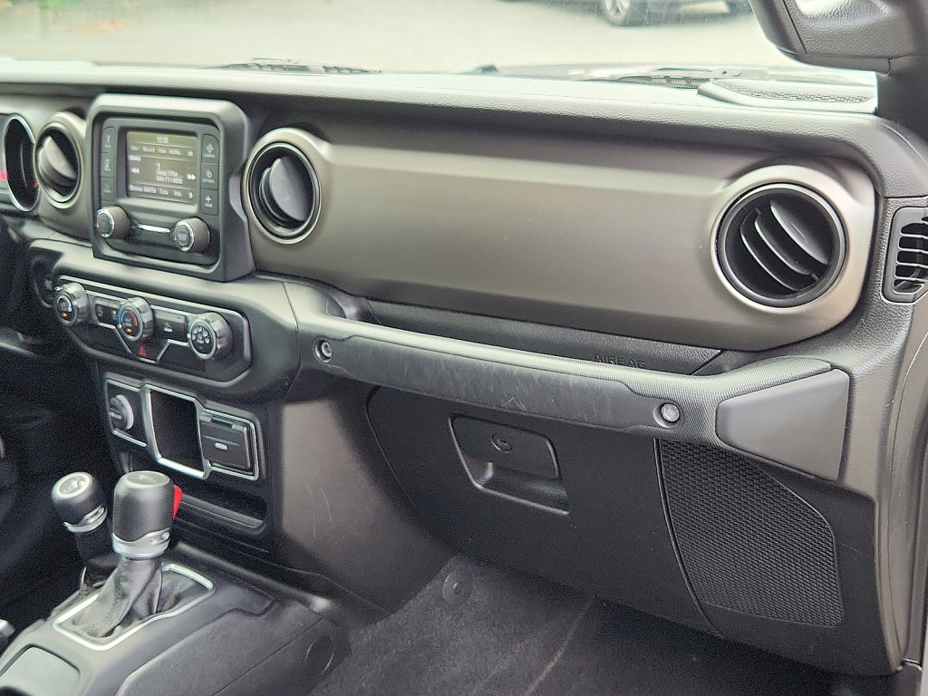 Used 2021 Jeep Gladiator Sport image 12