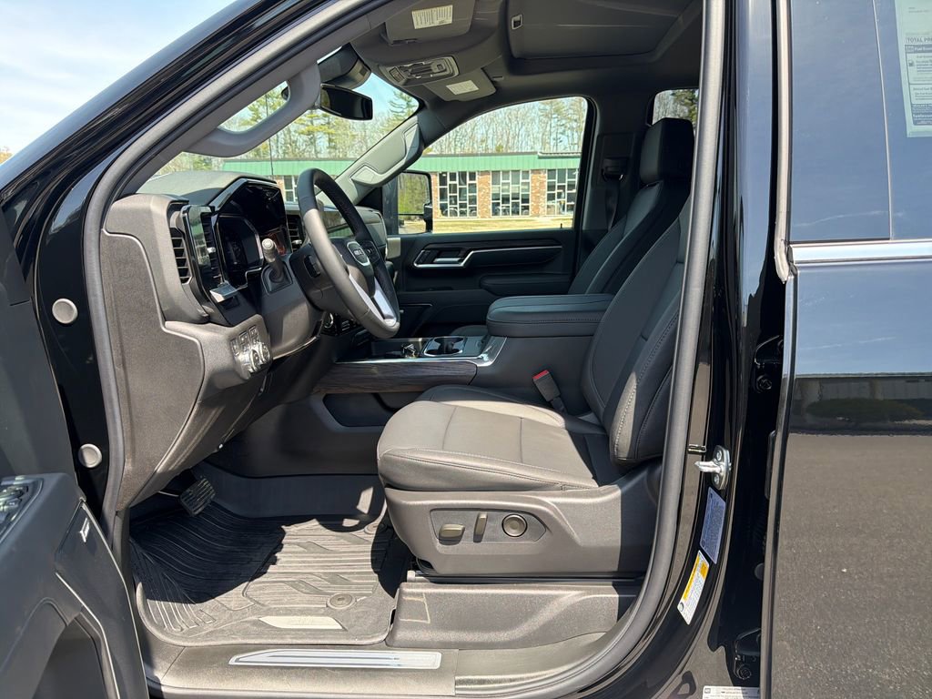 New 2026 GMC Sierra 2500 SLT w/ SLT Premium Package AWD/4WD image 10
