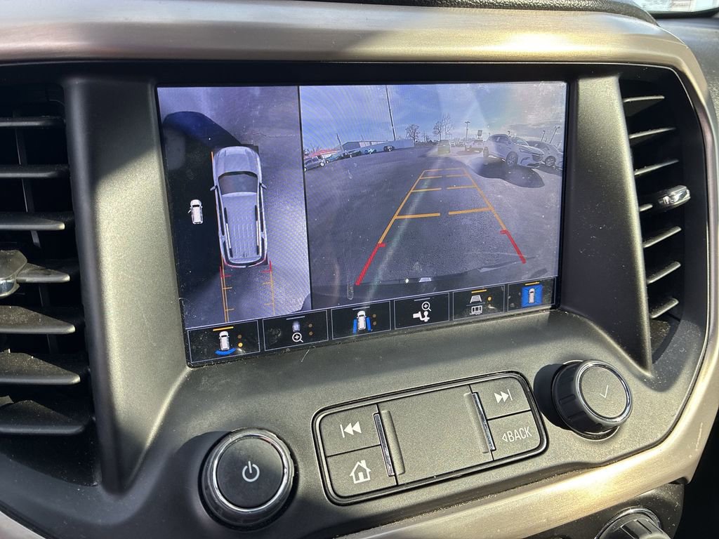 Used 2023 GMC Acadia Denali w/ Black Diamond Edition image 16