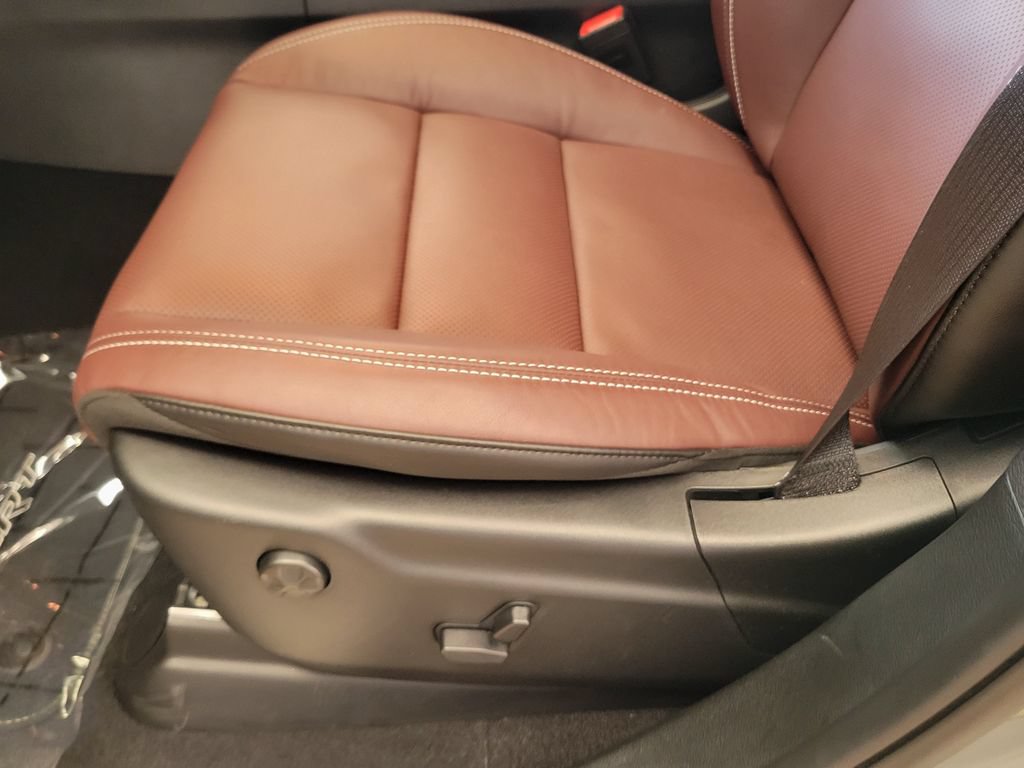 New 2026 Dodge Durango SRT Hellcat w/ Premium Group AWD/4WD image 16