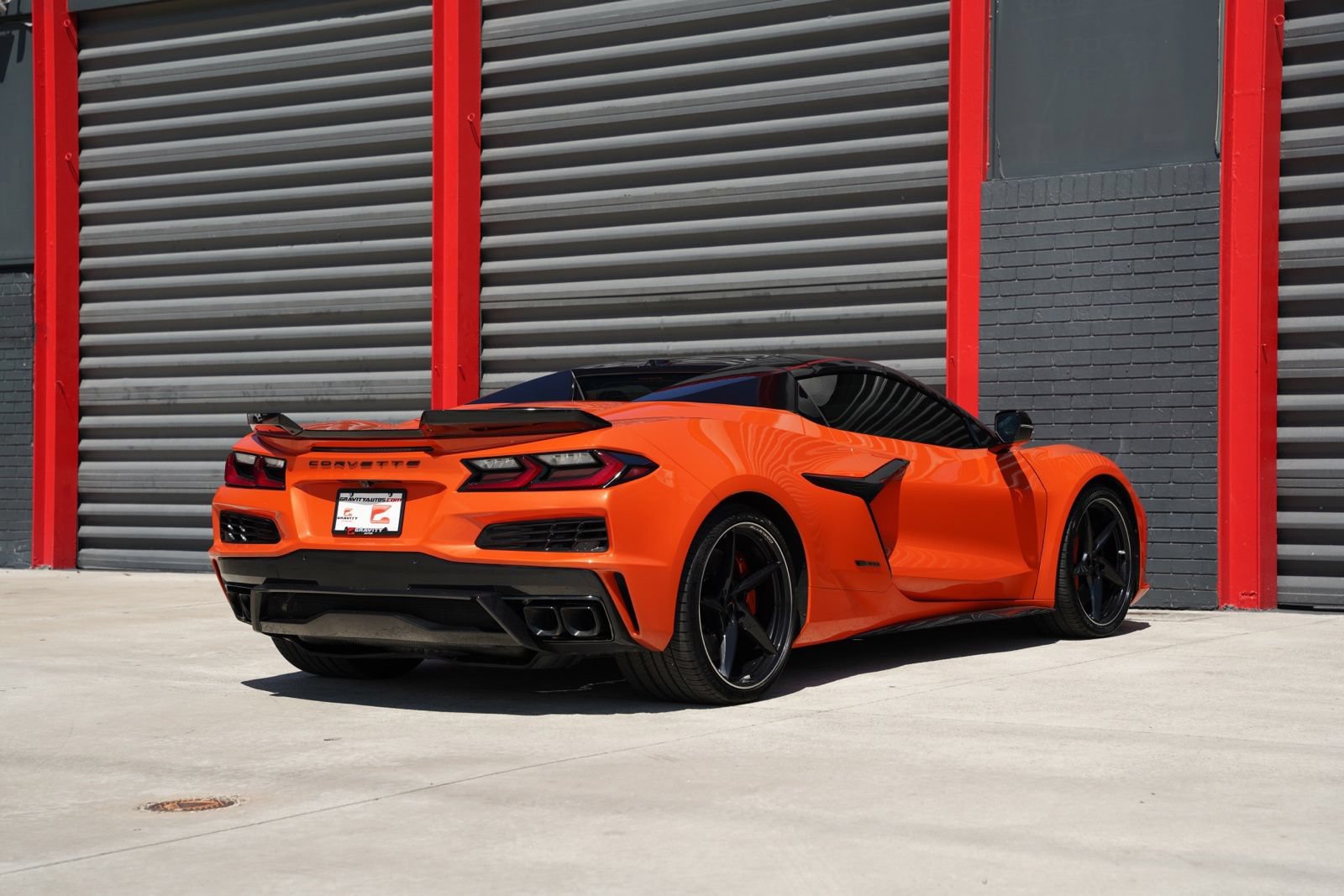 Used 2025 Chevrolet Corvette E-Ray w/ Stealth Interior Trim Package AWD/4WD image 17