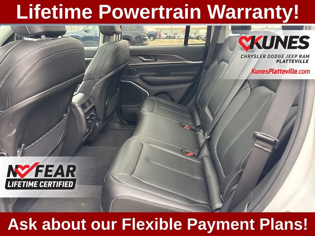 Used 2023 Jeep Grand Cherokee 4WD 4xe image 27