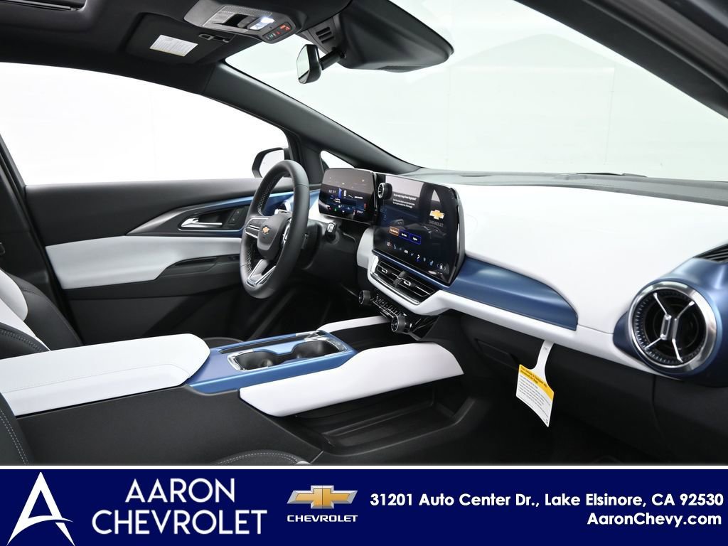 New 2026 Chevrolet Equinox EV LT w/ LPO, Blackout Package image 10