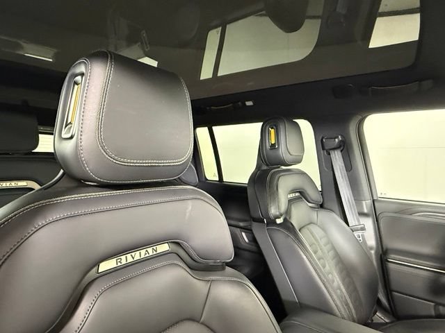 Used 2026 Rivian R1S Adventure AWD/4WD image 30