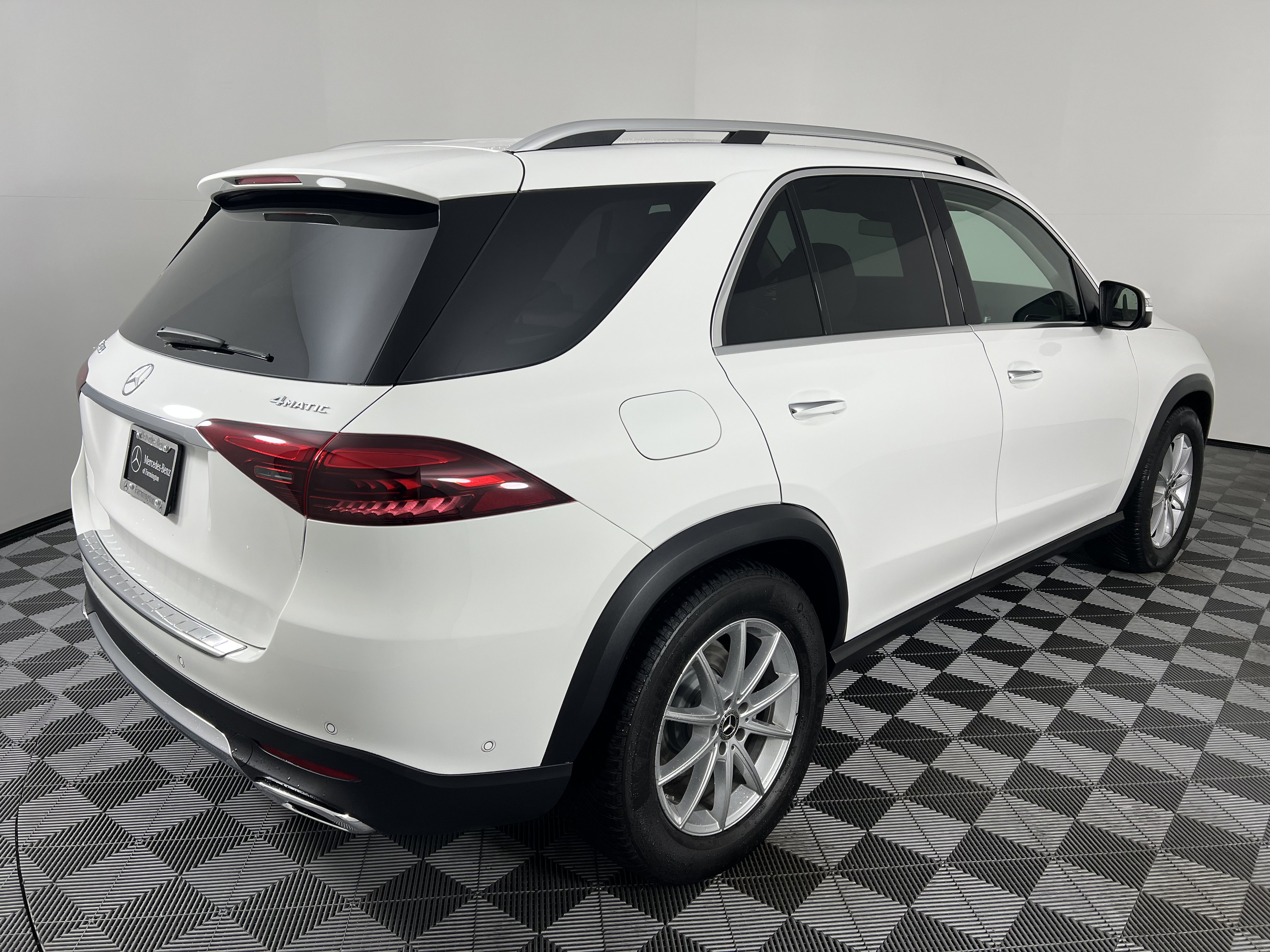 New 2026 Mercedes-Benz GLE 350 4MATIC image 8