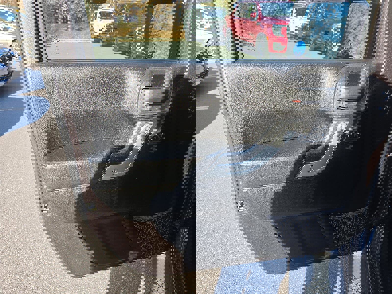 Used 2014 Jeep Wrangler Sahara image 14