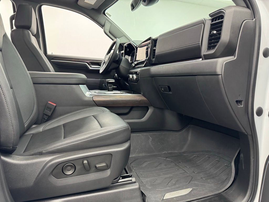 Used 2023 GMC Sierra 1500 SLT w/ SLT Premium Plus Package image 39