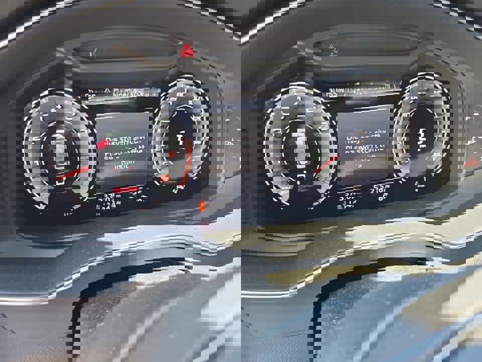 Used 2023 Audi A6 Premium Plus w/ Premium Plus Package image 7