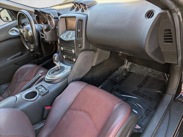 Used 2014 Nissan 370Z Touring w/ Navigation Package image 20