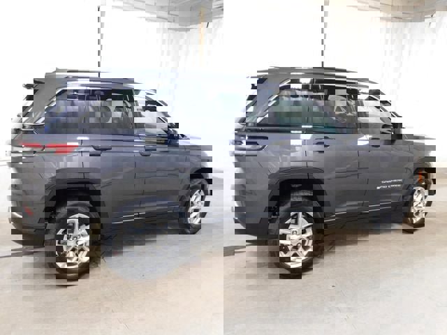 New 2026 Jeep Grand Cherokee Laredo X image 13