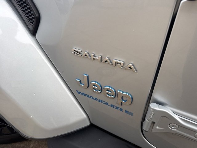 Used 2023 Jeep Wrangler Unlimited Sahara w/ Cold Weather Group image 11