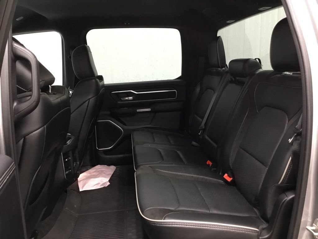 Used 2023 RAM 1500 Laramie AWD/4WD image 34