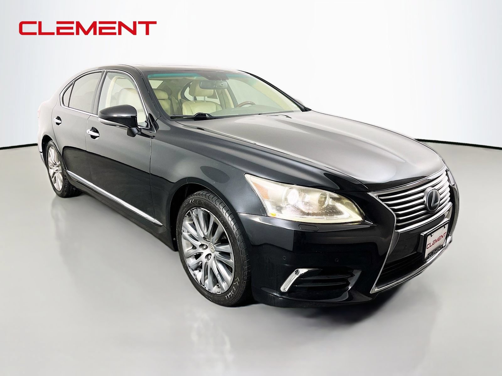 Used 2017 Lexus LS 460 w/ Comfort Package RWD image 4