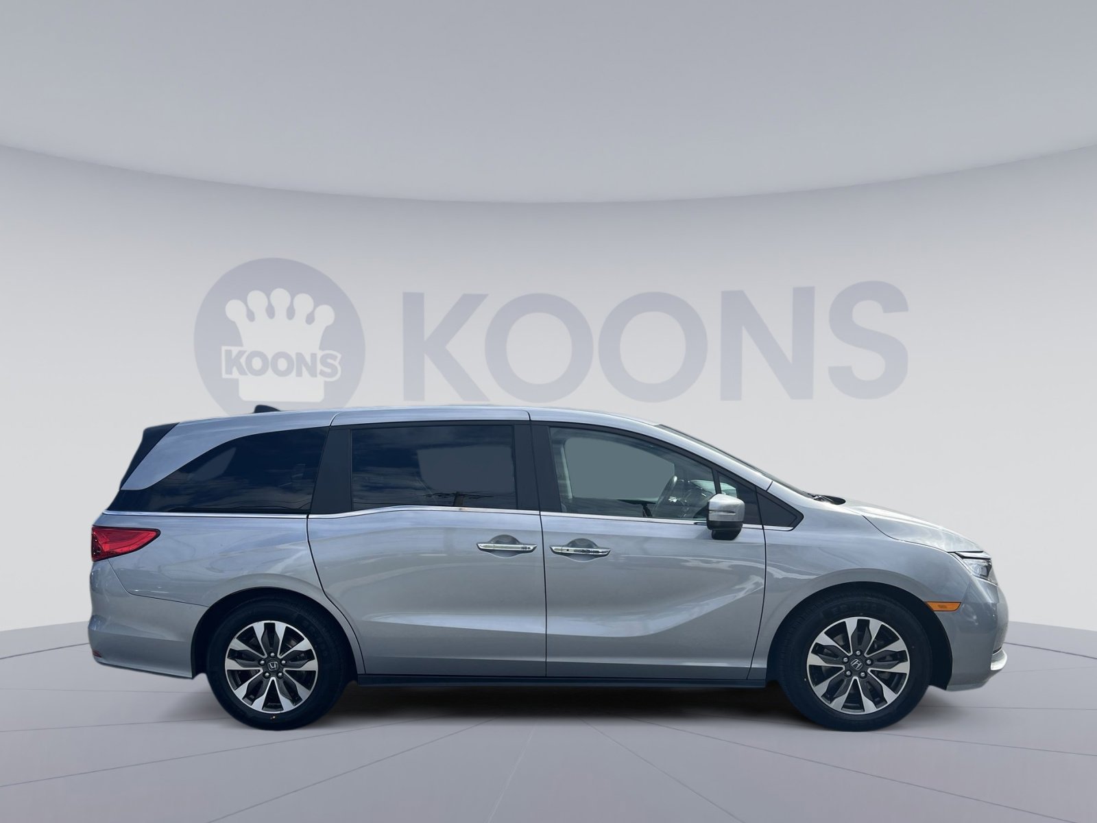 Used 2023 Honda Odyssey EX-L image 8