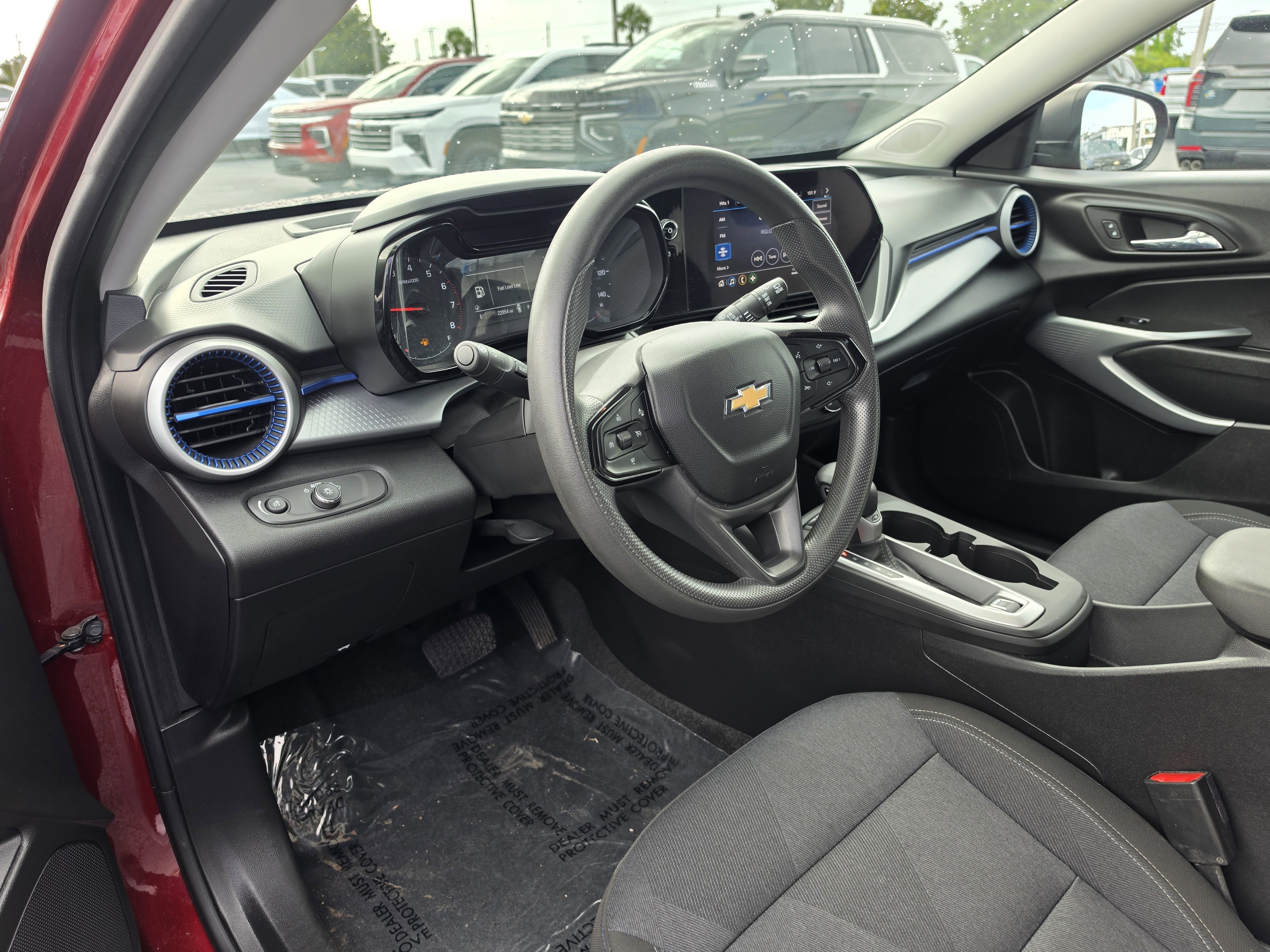 Certified 2024 Chevrolet Trax LS FWD image 13