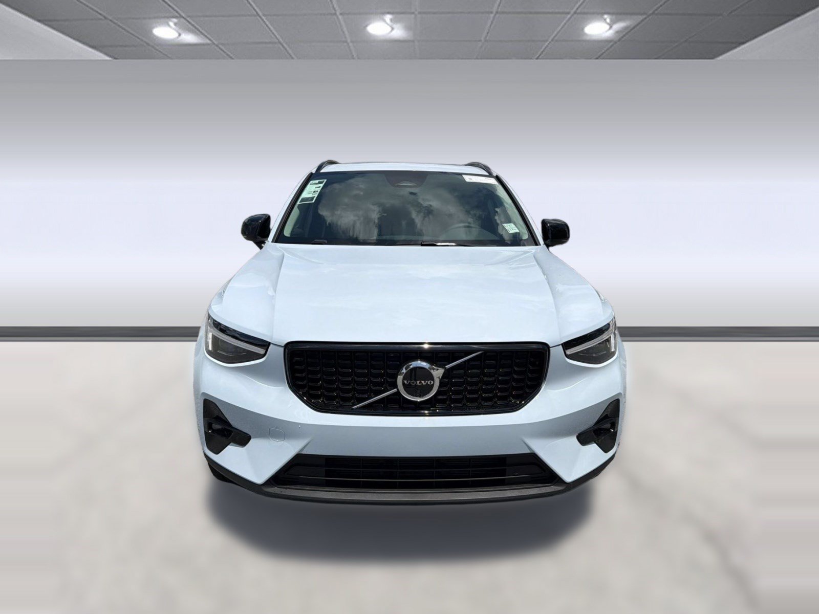 New 2026 Volvo XC40 B5 Plus w/ Climate Package AWD/4WD image 6