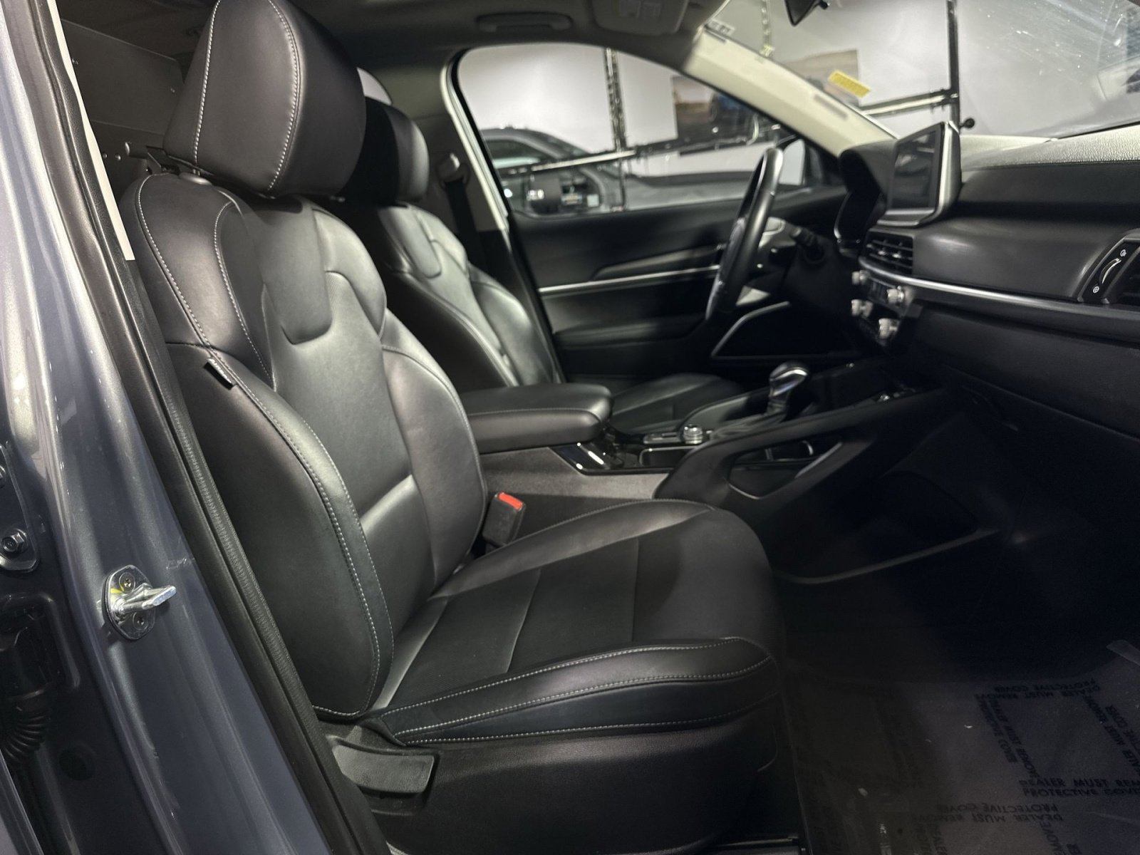 Used 2022 Kia Telluride S image 38