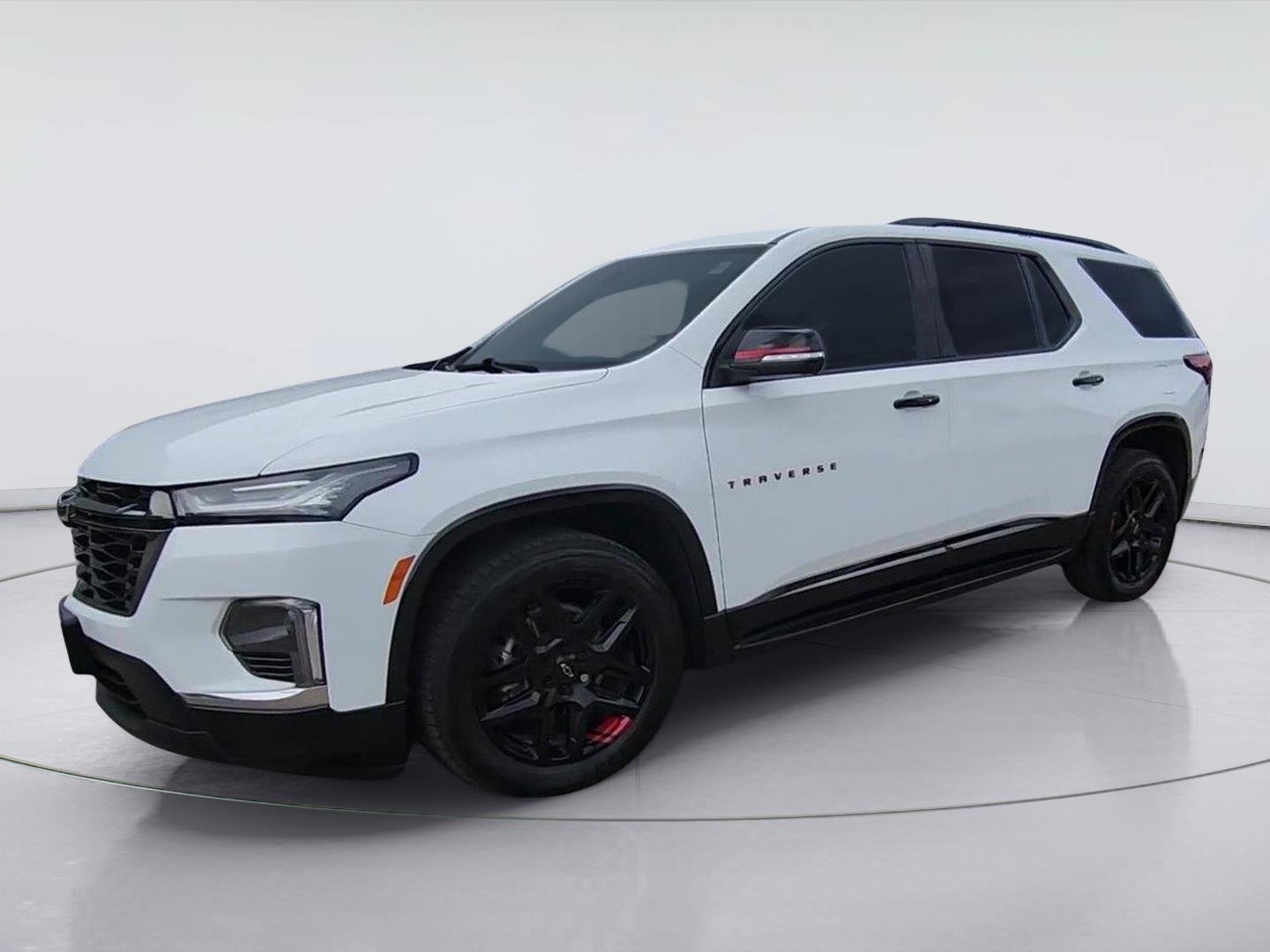 Certified 2022 Chevrolet Traverse Premier w/ Redline Edition AWD/4WD image 4