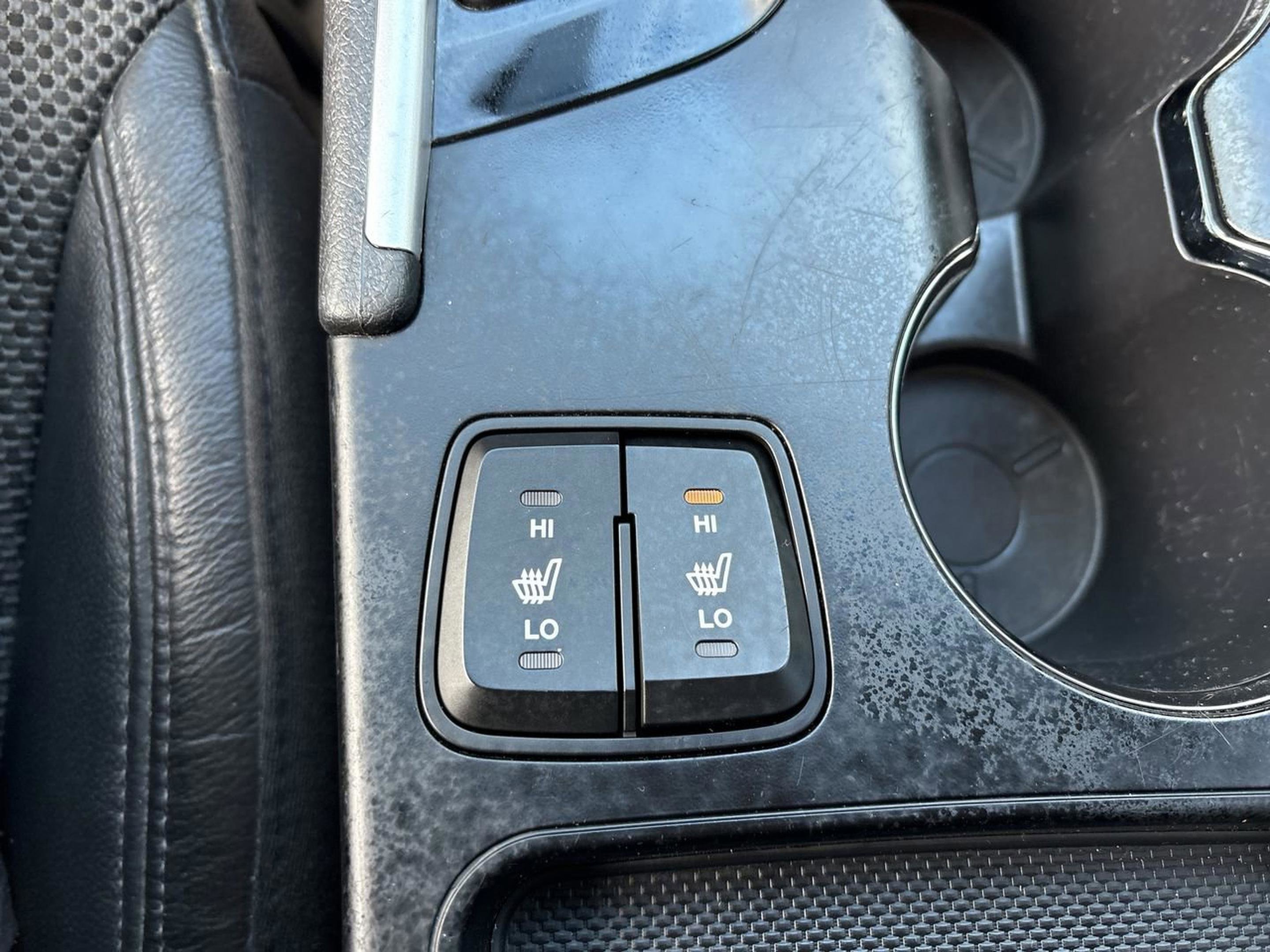 Used 2013 Hyundai Sonata SE w/ Navigation & Sunroof Pkg image 24