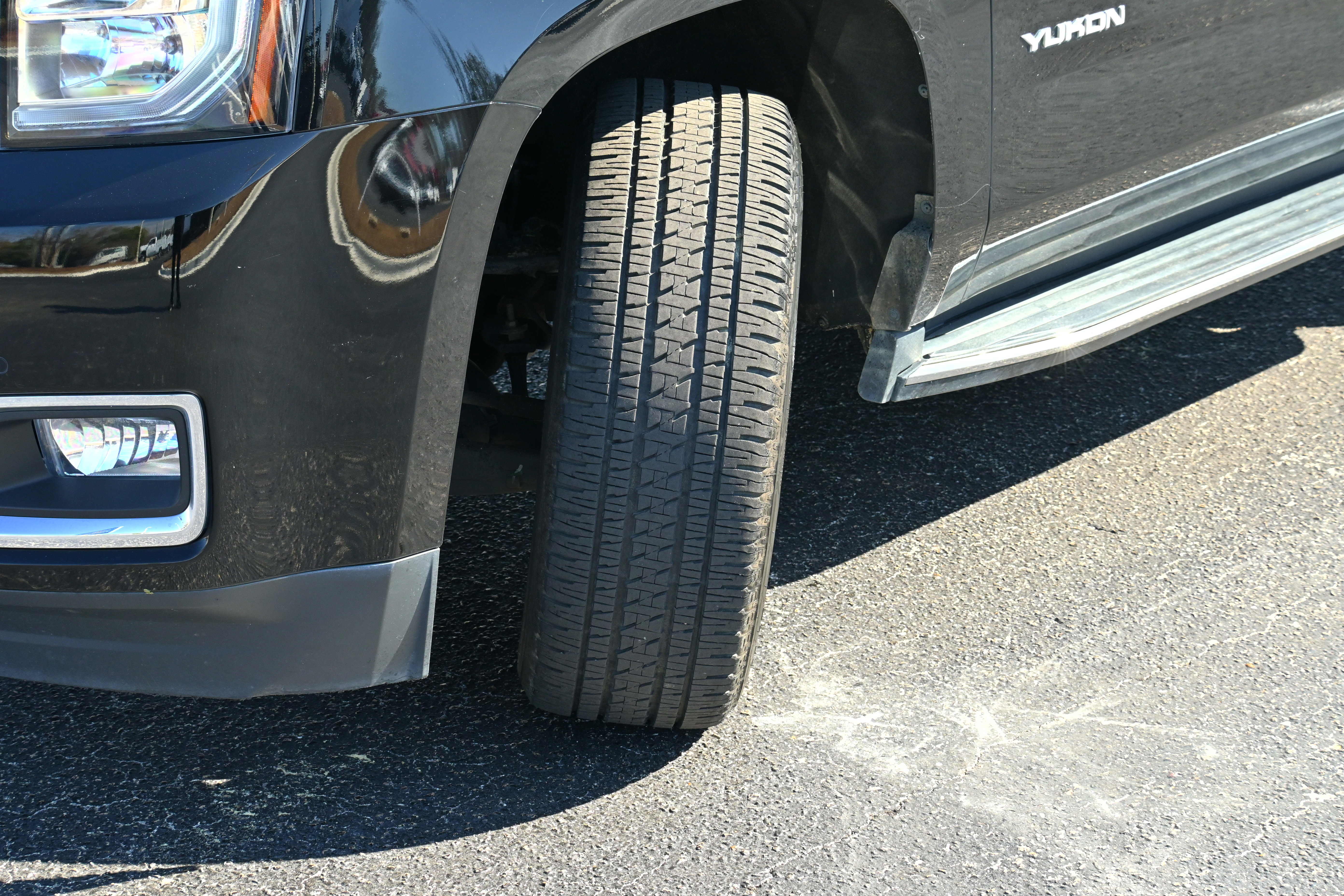 Used 2019 GMC Yukon SLT w/ Open Road Package image 37