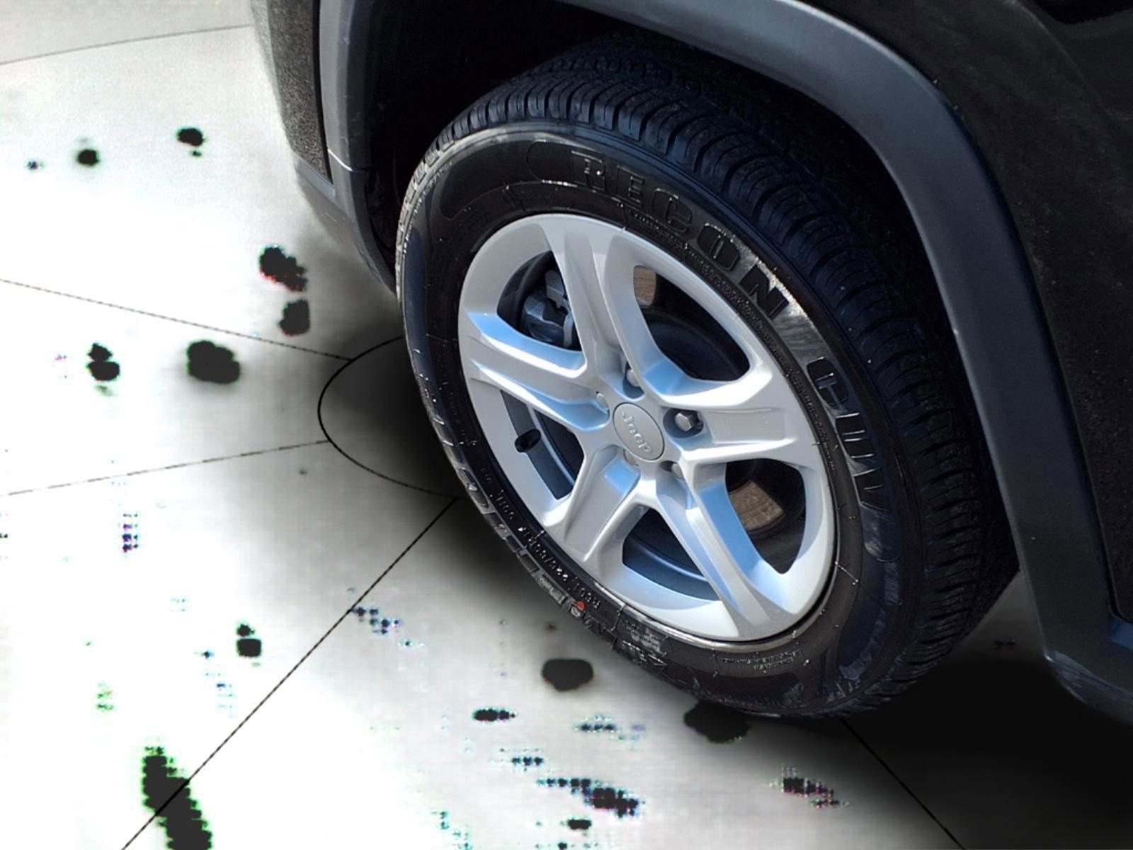 Used 2023 Jeep Compass Sport image 17