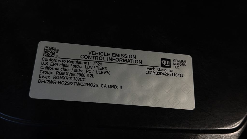 Used 2024 Chevrolet Corvette Stingray Preferred Cpe w/ Battery Protection Package RWD image 40