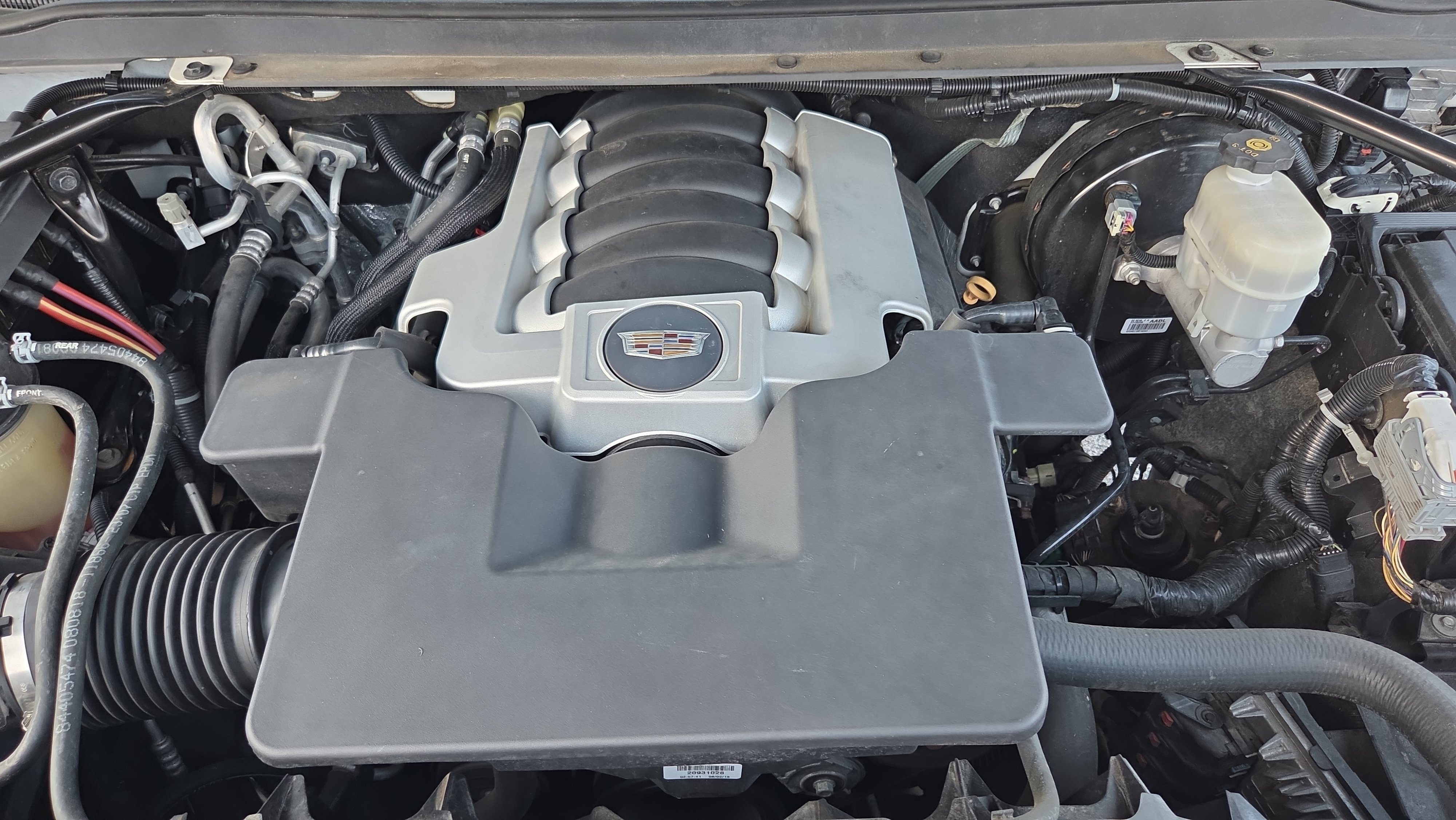 Used 2019 Cadillac Escalade Luxury RWD image 19