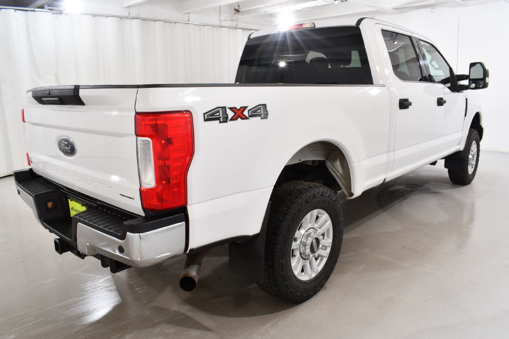 Used 2017 Ford F250 XLT w/ XLT Value Package AWD/4WD image 11