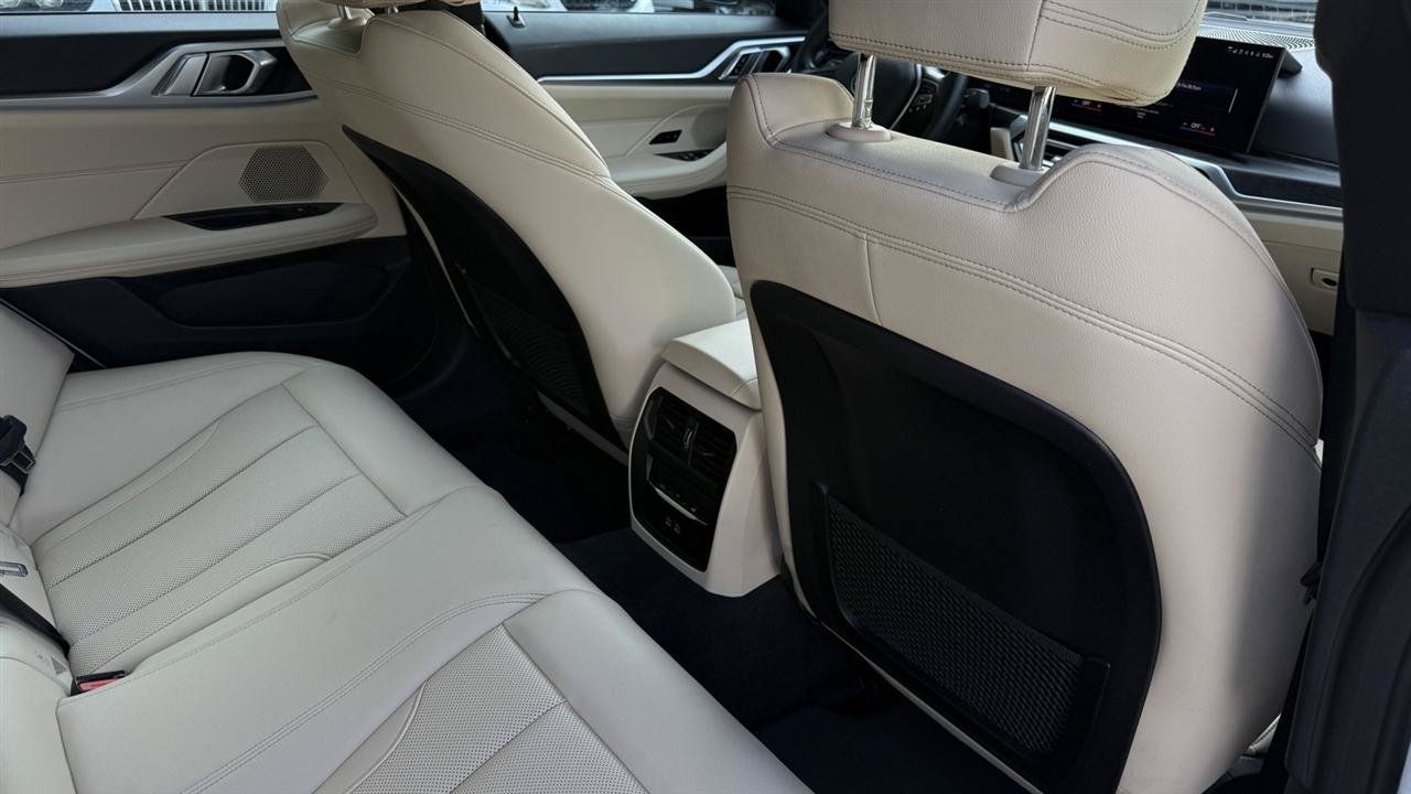 Used 2023 BMW i4 eDrive35 w/ Premium Package RWD image 35