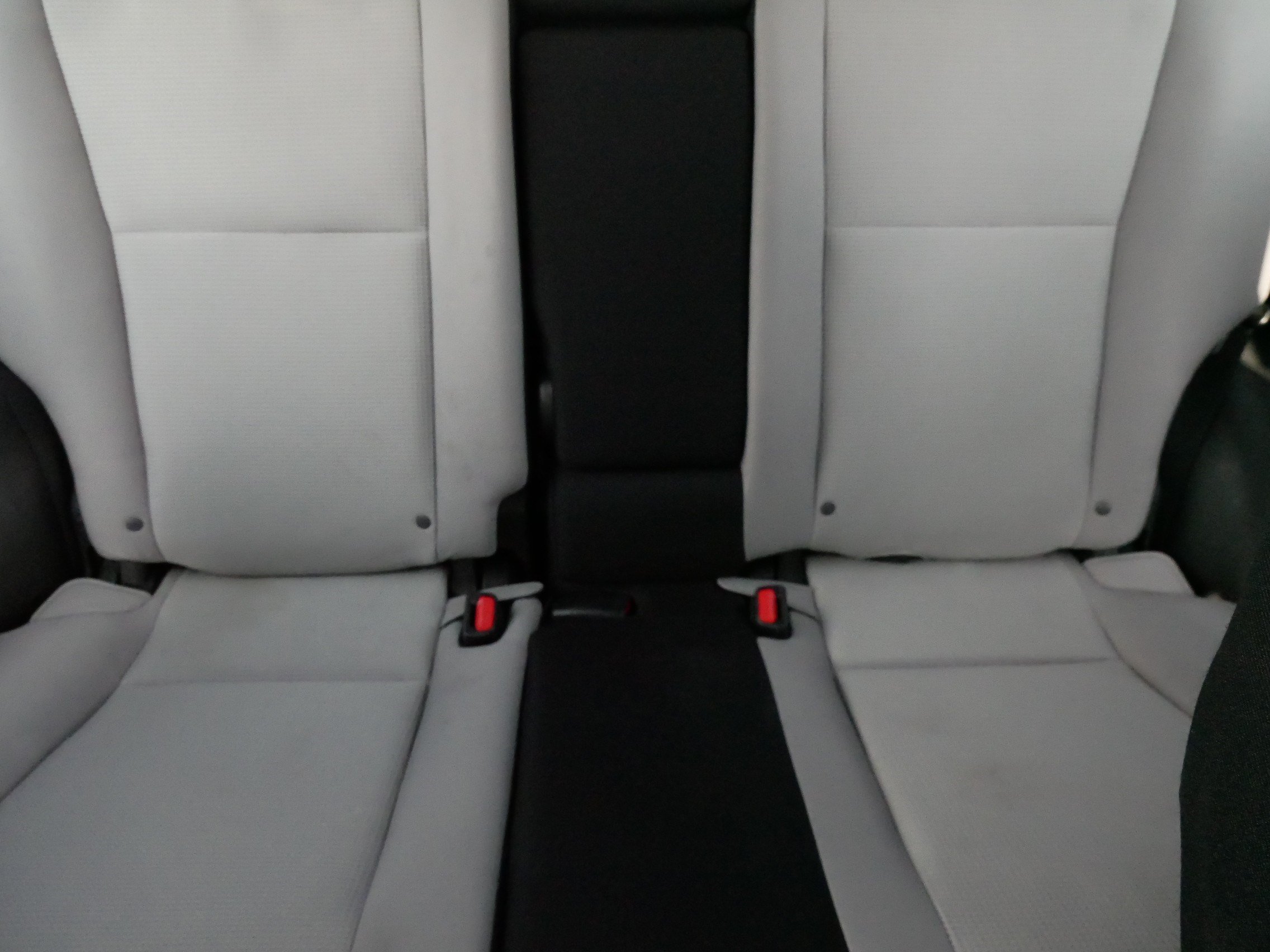 Used 2016 Toyota RAV4 XLE AWD/4WD image 13