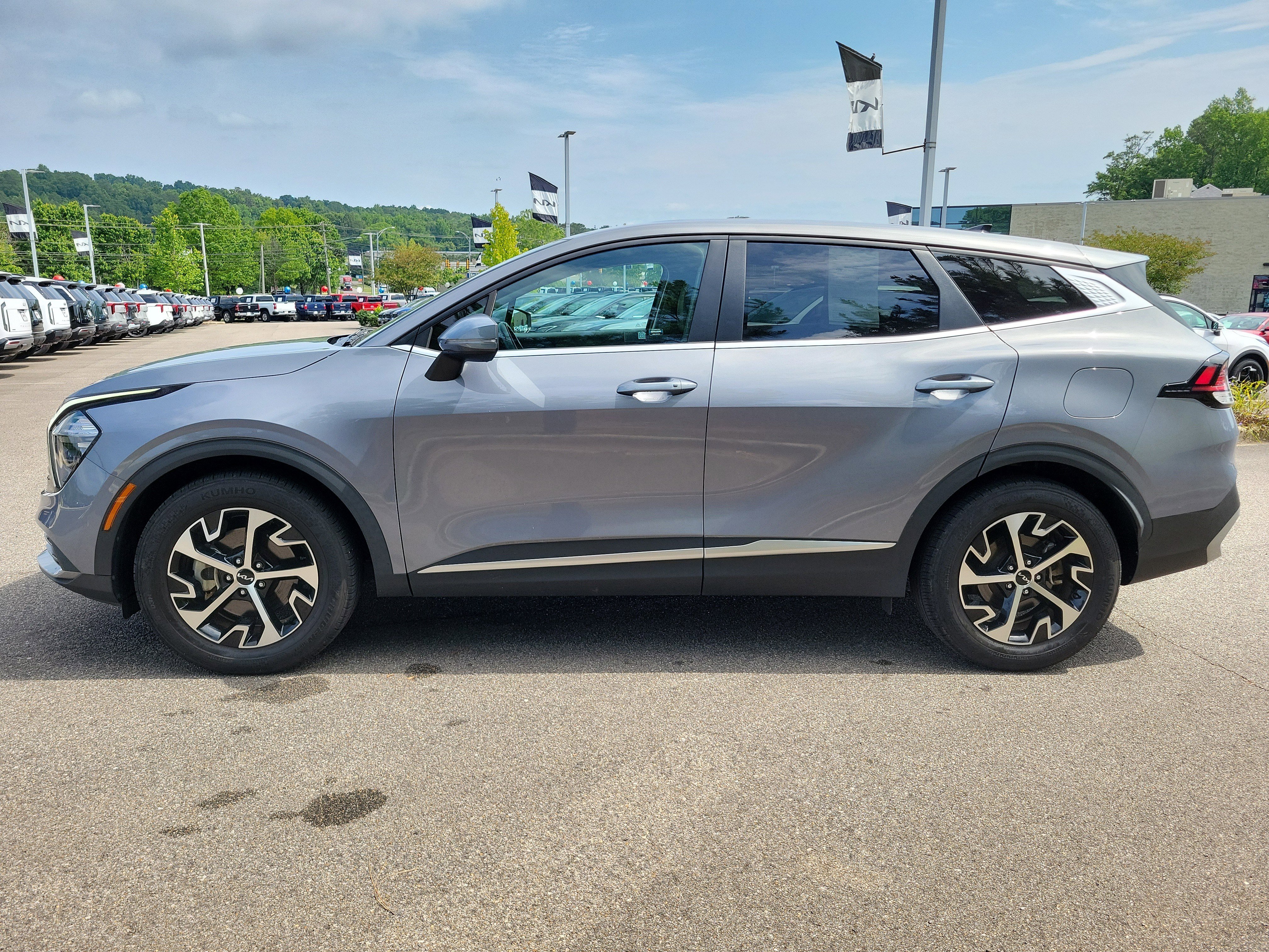 Used 2023 Kia Sportage EX FWD image 23