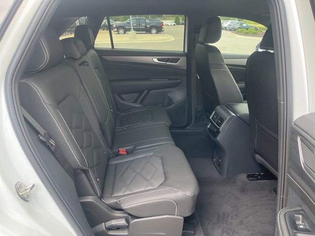 New 2026 Volkswagen Atlas Cross Sport SE image 28