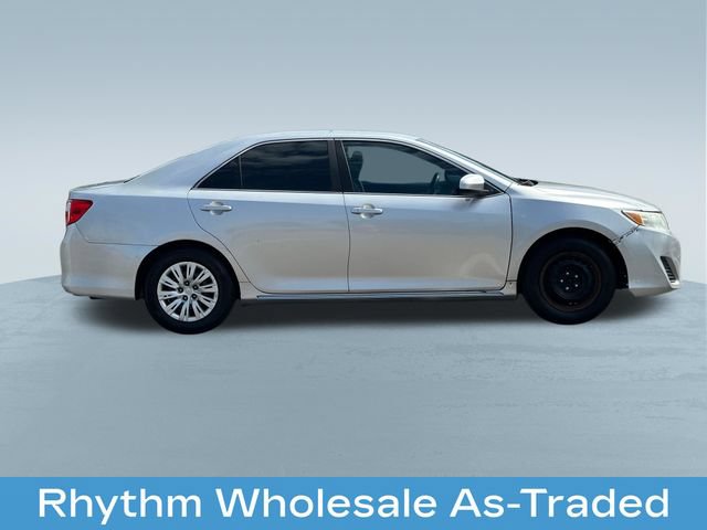 Used 2013 Toyota Camry LE FWD image 9