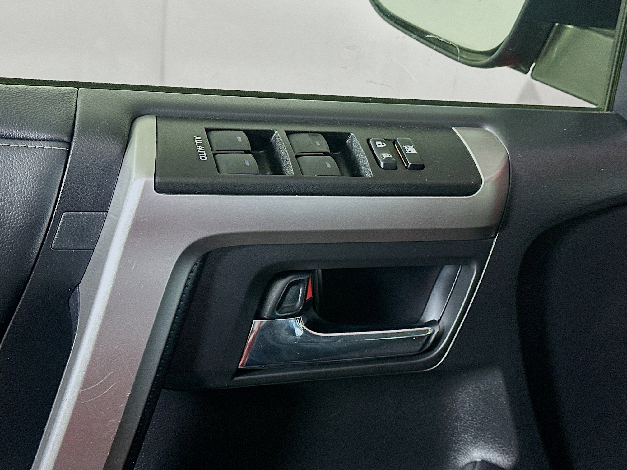 Used 2024 Toyota 4Runner SR5 Premium image 15