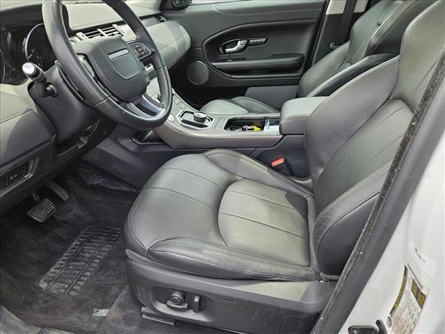 Used 2019 Land Rover Range Rover Evoque SE Premium image 16