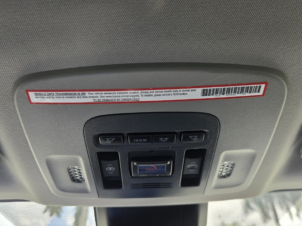 Used 2022 Toyota Camry XSE w/ Navigation Package FWD image 24