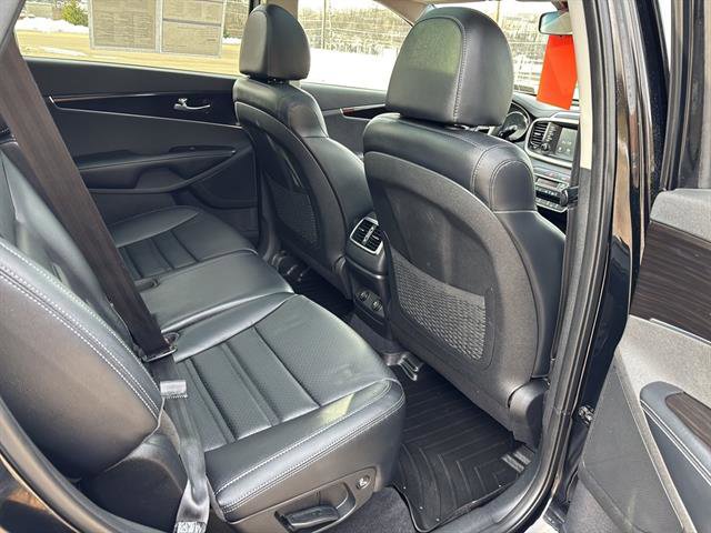 Used 2020 Kia Sorento EX image 19