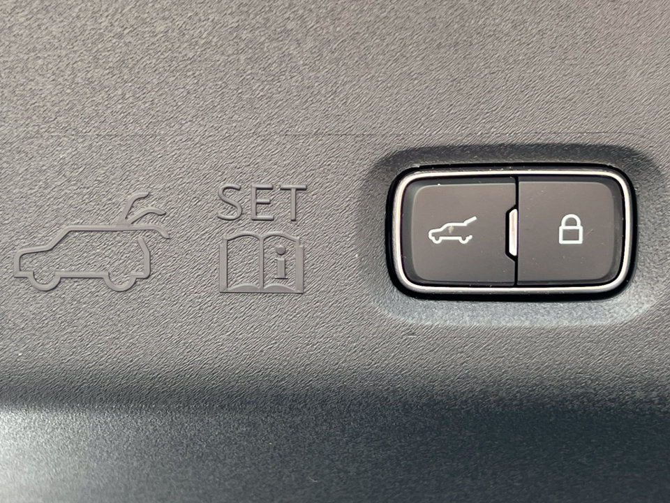 New 2026 Lincoln Navigator Reserve AWD/4WD image 36