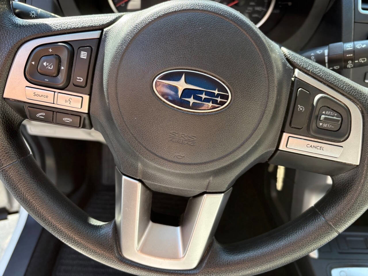 Used 2018 Subaru Forester 2.5i AWD/4WD image 17