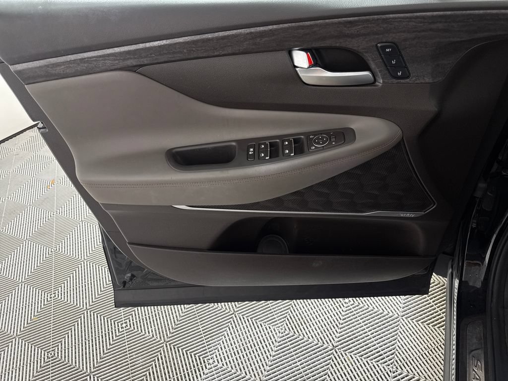 Used 2020 Hyundai Santa Fe Limited FWD image 10