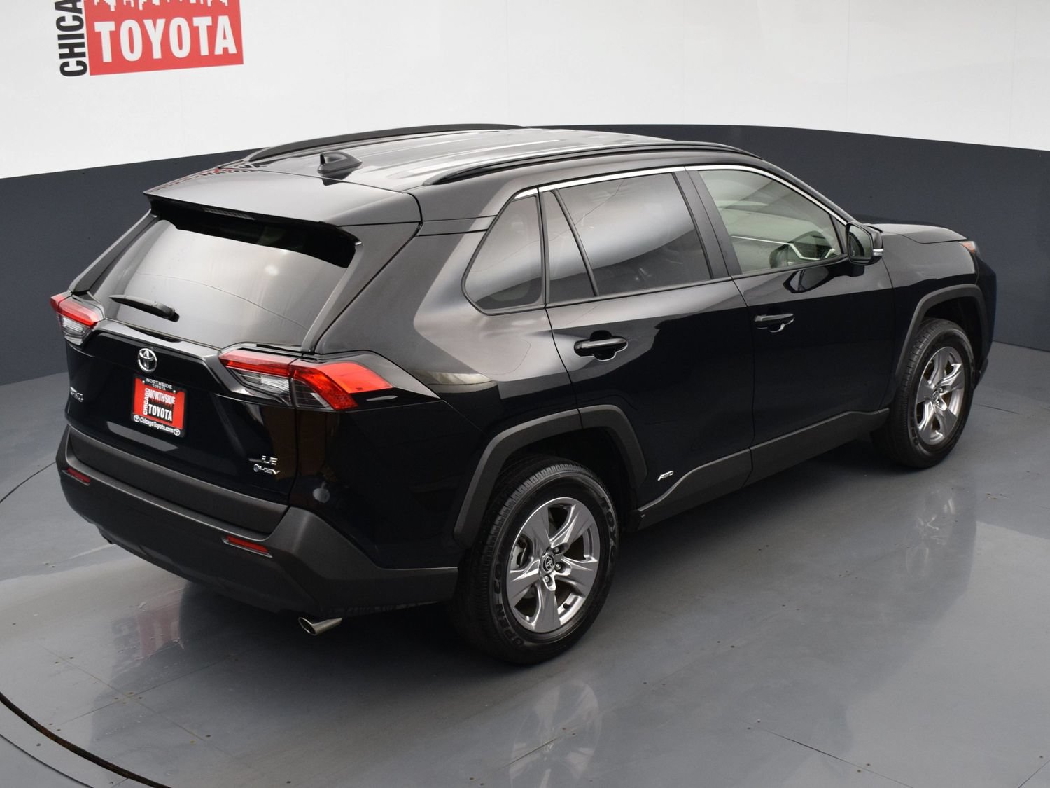 Used 2025 Toyota RAV4 LE AWD/4WD image 19
