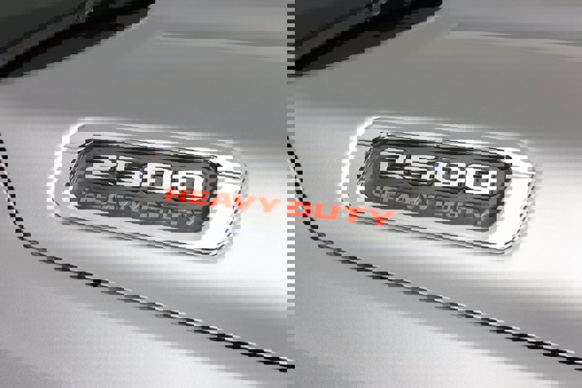 Used 2024 RAM 2500 Big Horn w/ Sport Appearance Package image 31