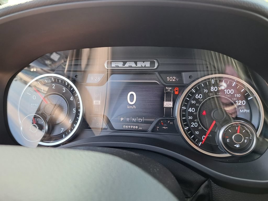 Used 2022 RAM 1500 Big Horn AWD/4WD image 9