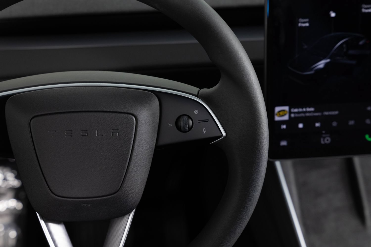 Used 2026 Tesla Model Y Long Range RWD image 31