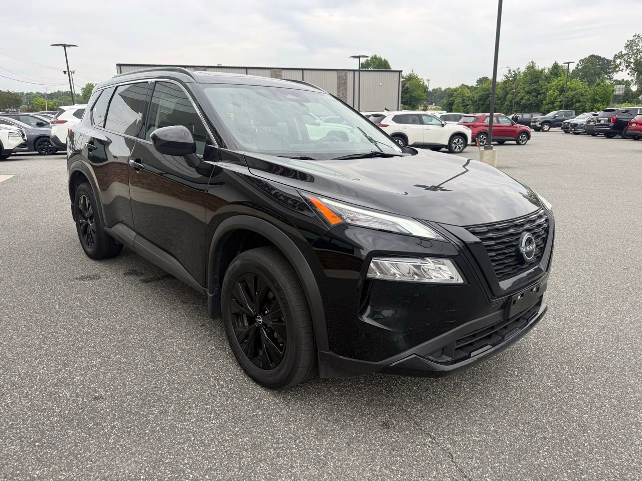 Used 2023 Nissan Rogue SV w/ SV Premium B Package AWD/4WD image 9