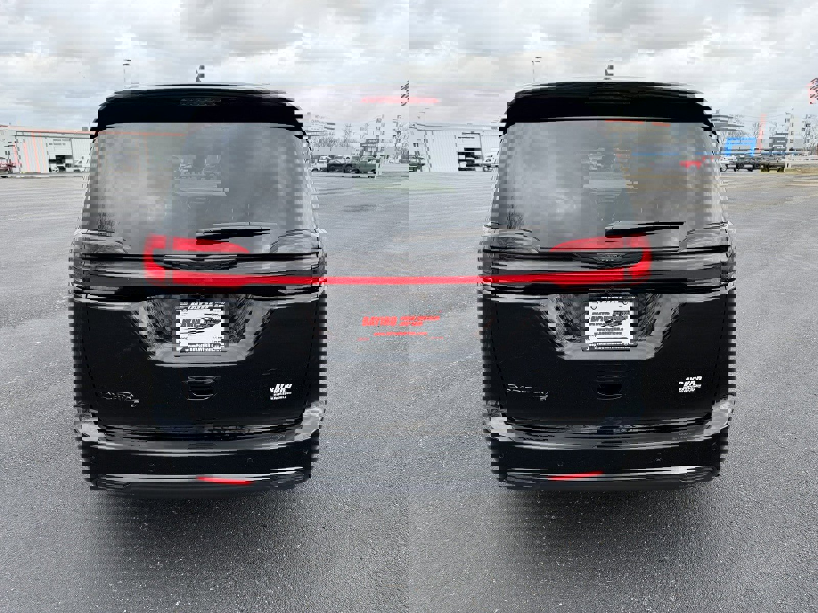 New 2026 Chrysler Pacifica Select image 8