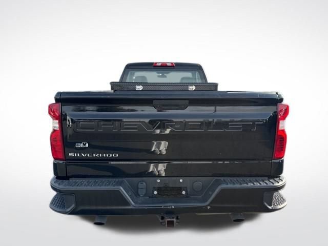Used 2019 Chevrolet Silverado 1500 W/T w/ Trailering Package image 4